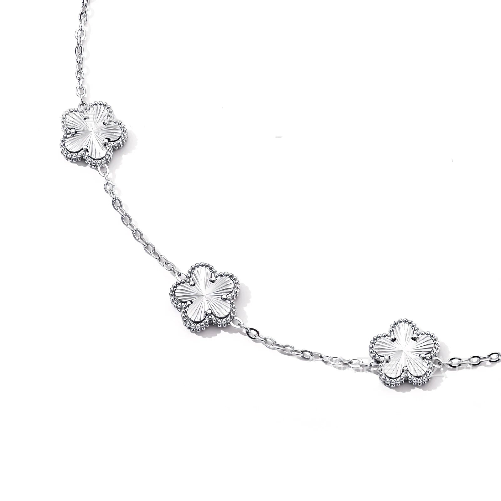 Collar Cinco Hojas Trébol – Acero Inoxidable Chapado en Oro 18K | Mujer