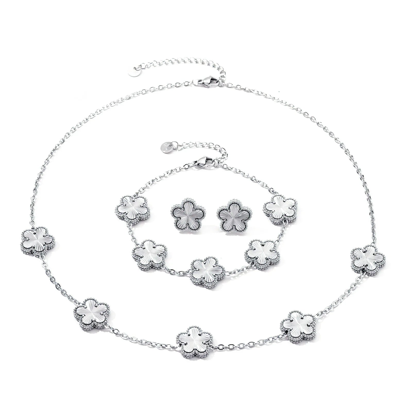 Collar Cinco Hojas Trébol – Acero Inoxidable Chapado en Oro 18K | Mujer