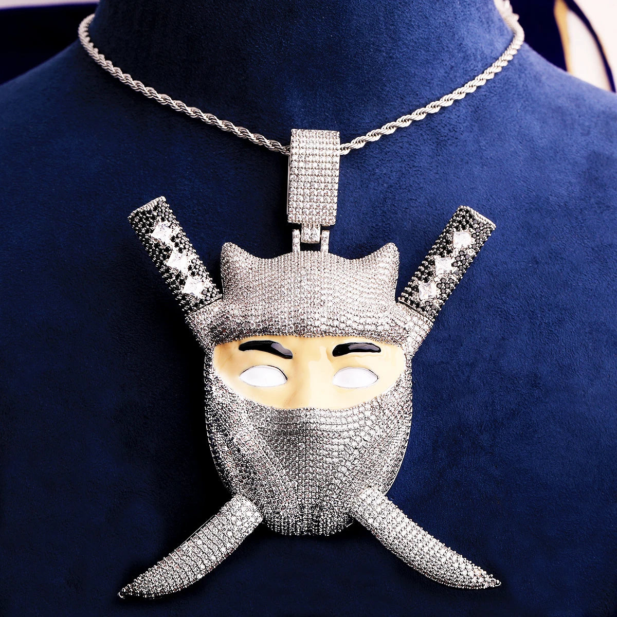Colgante con letra de burbuja Ninja Edición Limitada Oro Blanco, colgante para collar para hombre, joyería de rapero de circonia cúbica 5A