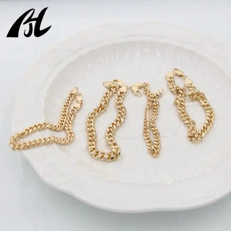 Pulsera Cadena Serpiente Cubana – Oro Laminado Hip Hop | Hombre y Mujer